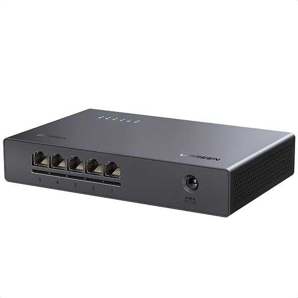 UGREEN スイッチングハブ 2.5Gbps 5ポート Giga対応 10/100/1000/2500Mbps ギガビット lanケーブル ハブ lan 分配器 壁掛け対応 プラグ&プレイ 高速 省電力 ファンレス静音設計 - 1