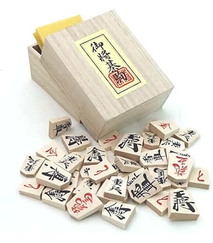 Amazon | 天童製 飾り駒 左馬 欅 6寸 高さ約18cm 将棋駒形の木製 