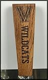 Villanova WildcatsソリッドOak Engravedタップハンドル