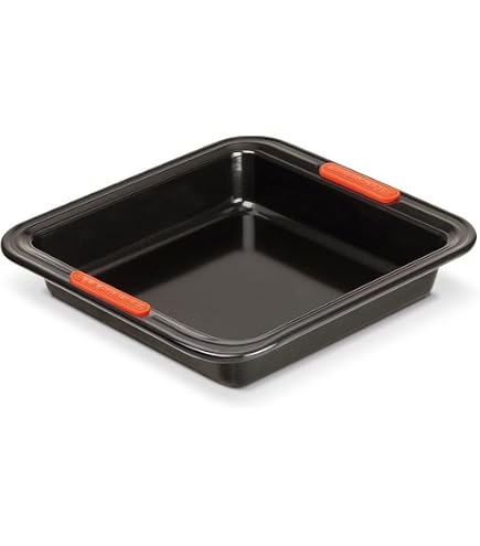 Amazon | LE CREUSET 12カップマフィントレイ、各1個。 | Le Creuset