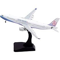 Amazon.co.jp: 1:400 スケール チャイナ エアライン A330-300 B