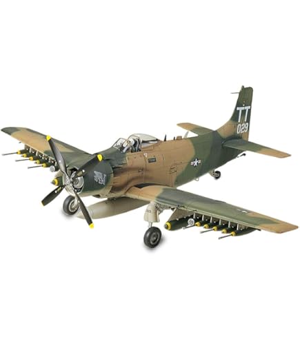 Amazon.co.jp: タミヤ 1/48 傑作機シリーズ スカイレイダー アメリカ  