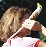 手彫りand Painted木製Eagle Back Scratcher