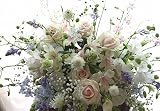 *白と淡いピンクのバラバスケット花2 お供えの花 お悔み お盆 お彼岸 法事の花 アレンジ (法事)
