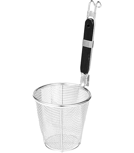 Amazon | 日本製 UK 18-8パンチングてぼ（シリコンハンドル） L [麺