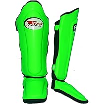 最強ホールド ツインズ レガース XL TWINS 最強ホールド ツインズ レガース XL TWINS TWINS レッグガード