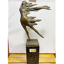 ブロンズ製船型彫刻 インテリア装飾 Amazon.co.jp: 銅製 タカ 鷹 置物 飾り物 重さ3.7kg ブロンズ像