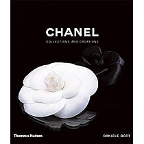 Amazon | COCO CHANEL(H) | HESS, MEGAN | Fashion Design