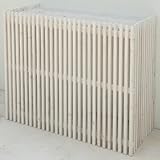 モダンエアコン室外機カバー ジャンボ(大型対応) ウォッシュホワイト 幅110cm×高さ90cm 杉天然木 MAC-1100WHT