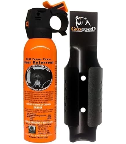 Amazon | 熊よけスプレー ベアアタック 専用ホルスター付 B5457 | 熊