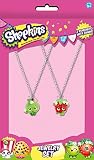 Shopkins Painted Strawberry Kiss and Apple Blossomペンダントonチェーン( Set of 2 )