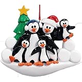 Personalizedクリスマス装飾2017 Peteyペンギン家族の5 Snowballs Happy Snowball Fight冬PlayfulかわいいホリデーツリーオーナメントCouple 