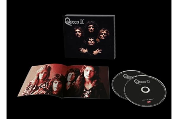 【Amazon.co.jp限定】クイーンII - デラックス・エディション (限定盤)(2枚組)(SHM-CD)(特典:メガジャケ付)
