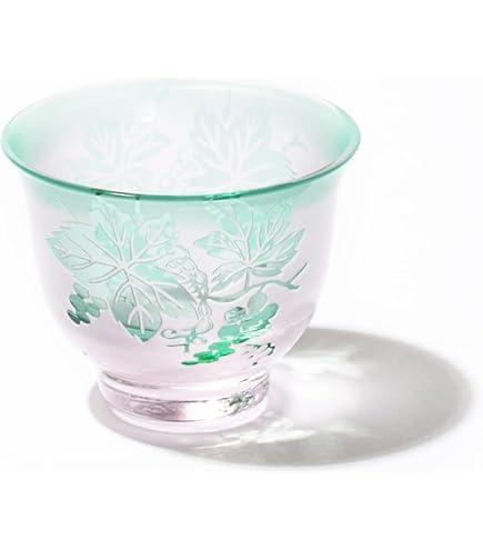 Amazon.co.jp: 稀少ジウジアーロ デザイン 白磁酒器 越後鶴亀 上原酒造