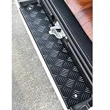 East field リアステップカバー アルミ 縞板 ハイエース200系対応 専用 ワイド対応 スーパーGL/DX 1型～9型専用 (標準車取付不能) (ブラックサテン, ワイドボディ)