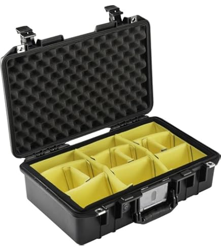 ペリカンケース　1550 デバイダータイプ ペリカンプロテクターケース #1550