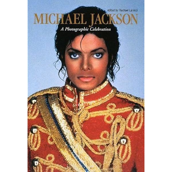 マイケルジャクソンの若かりし頃の写真集 Amazon.co.jp: ヤング・マイケル・ジャクソン写真集 1974-1984【通常版