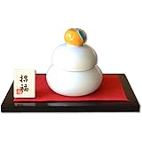 Amazon Co Jp 世界に一つだけの鏡餅 鏡餅 木製 小 直径10cm 無垢 一枚板 お正月を贅沢で上品な気分で 木の鏡餅 お飾り鏡餅 置物 正月飾り 木 おもちゃ