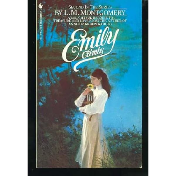 Amazon | Emily of New Moon (Emily Novels) | Montgomery