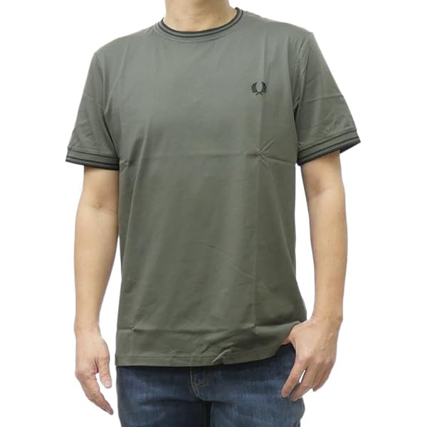 完売　フレッドペリー クロップドTシャツ ダークグリーン　ミニ丈 フレッドペリー クロップドTシャツ ダークグリーン ミニ丈