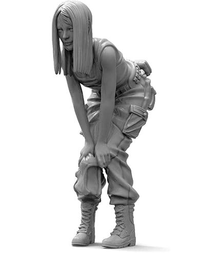 ミリタリーフィギュア 1/10 レジン製（ケース付） Amazon.co.jp: 1/35レジンモデルフィギュアキットGK、未組み立て未塗装