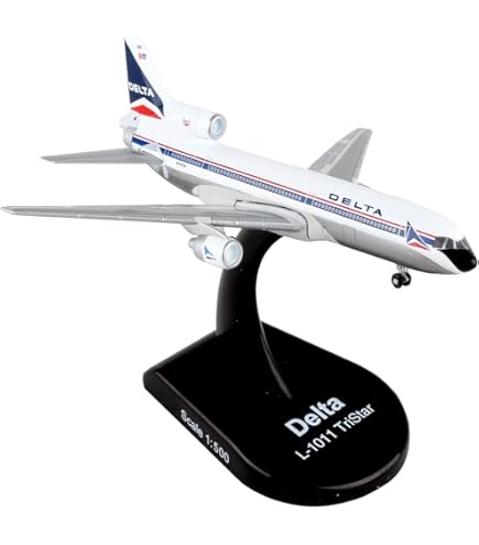 Amazon | SKY MARKS 1/200 777-300ER エミレーツ航空 ギア付