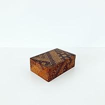 寄木細工　工芸品　アンティーク　民芸品　収納箱　小物入れ　木箱 Amazon | 寄木細工 裁縫箱 伝統工芸 古道具 蚤の市 小物入れ