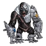 スポーンサイゴールメガアクションフィギュア、ベース付き。
