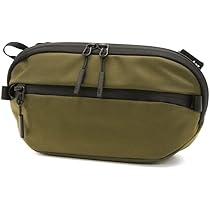 Amazon | [エアー] Travel Collection Day Sling 3 ボディバッグ