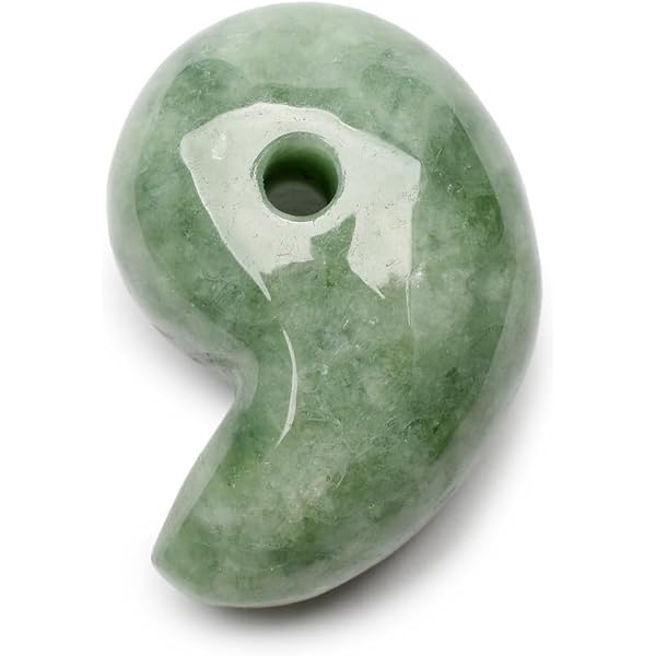 Amazon.co.jp: [野津めのう店] 古代勾玉（まがたま）ペンダント ヒスイ