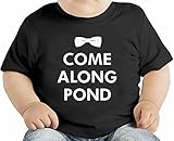 Come Along Pond Doctor Who Suit オーガニックベビーTシャツ 12 - 18 Months