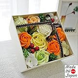 Made in japan　BIOフレグランスソープフラワー　窓付きスクエアボックスM　日本デザイン　お祝い　記念日　お見舞い　ホワイトデー　母の日　父の日 (オレンジ)