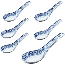 景德鎮手描 壽字赤色紋。赤色柄5本 。長14Cm。特大レンゲ1本セット。 景德鎮手描 壽字赤色紋。赤色柄5本 。長14Cm。特大レンゲ1本