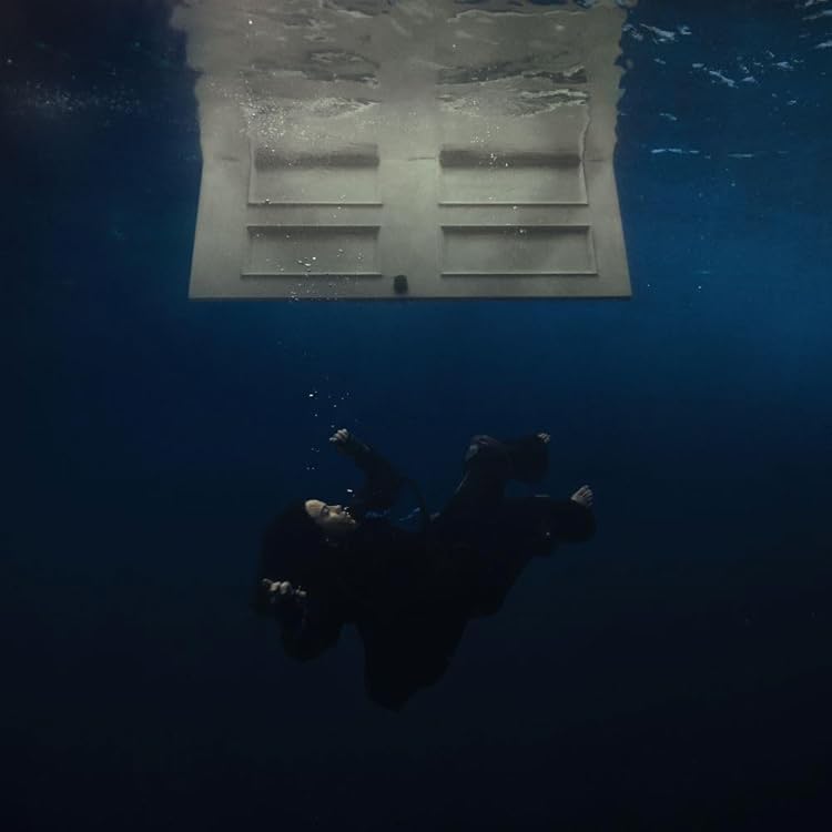 Amazon.co.jp: Happier Than Ever [Amazon Exclusive Box]: ミュージック