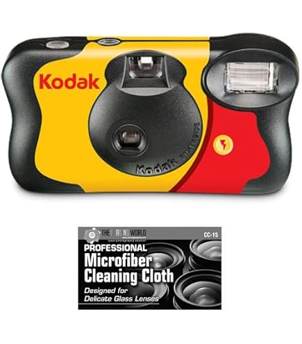 Kodak 3920949 Fun Saver Single Use Camera with Flash, Yellow/Red