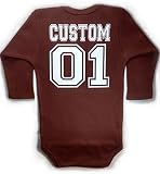 Baby Football Long Sleeve withカスタムPersonalized Backベビーボディスーツブラウンユニセックス カラー: ブラウン