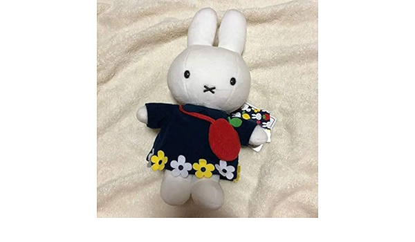 Amazon ミッフィー りんごポシェット ぬいぐるみ ポシェット セキグチ Miffyみっふぃー 大 不朽 名作 ぬいぐるみ おもちゃ