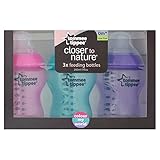 Tommee Tippee Closer to Nature Coloured 260ml Bottles for Girls 0mth+ (3 per pack) トミー女の子のための自然に近いti