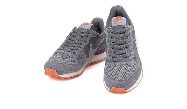 Amazon ナイキ Wmns Internationalist ウィメンズインターナショナリスト 005 グレー ブライトマジェンタ オレンジ 25 0cm Nike ナイキ ウォーキング