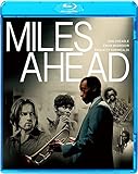 MILES AHEAD/�}�C���X�E�f�C���B�X �󔒂�5�N��