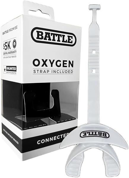 Battle Oxygen リッププロテクター マウスガード 連結ストラップ付き フットボール スポーツギア 最大酸素供給 マウスピース ブレースの有無にかかわらずフィット - ワンサイズ、ホワイト - 1