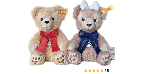 Amazon シュタイフ社プロデュース リトル ダッフィー シェリーメイ ぬいぐるみペア 10周年 東京ディズニーシー限定 お土産袋2枚付き バッジ おもちゃ