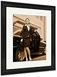 Ashleyフレームプリントbusinesswoman Stepping Out A車、壁アートホーム装飾、ag6393721 35x30 Black Frame 6393721-AFPP1-BS20
