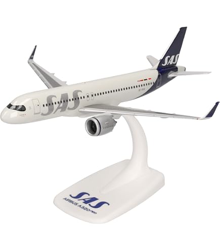 Amazon | Japan Airlines (89-03) MD-11 Airplane Miniature Model