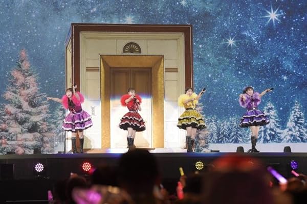 【メーカー特典あり】「ももいろクリスマス2024-HOLY 4D NIGHT-」LIVE Blu-ray - ももいろクローバーZ (香り付きレプリカチケット付き) [Blu-ray]