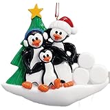 Personalizedクリスマス装飾2017 Peteyペンギン家族の3 snowballs Happy Snowball Fight冬PlayfulかわいいホリデーツリーオーナメントCouple 