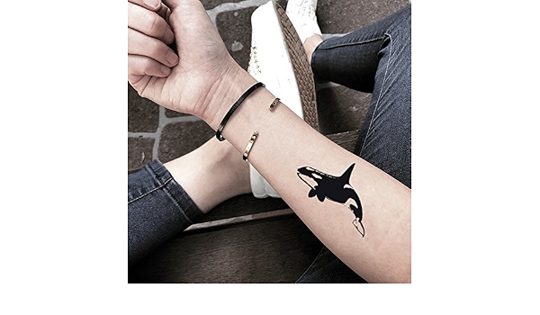 Amazon シャチ の クジラ の 一時的な入れ墨 2 個 Www Ohmytat Com Ohmytat ビューティー 通販