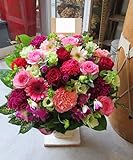 ＴＶチャンピオン出場【今旬フラワーアレンジメント 8,000円 スタンダード 赤・ピンク系】誕生日 花　誕生日 プレゼント 女性 フラワーアレンジメント 開業開店祝い 花 劇場 楽屋花 ギフト お見舞