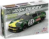 サルビノスJRモデルズ 1/24 ジョシュ・ベリー ＃21 ウッド・ブラザーズ・レーシング スローバッスキーム フォード マスタング NASCAR 2025 プラモデル WBF2025JBD (自動車)