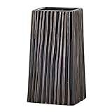 Clay製花器:Montagne(モンターニュ) 山型の花瓶に花が入ると、山頂に花が咲きほこるような絵画的世界が生まれます